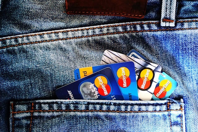 Banking 101: Your Guide to Understanding Bank Accounts, Loans & Credit Cards 