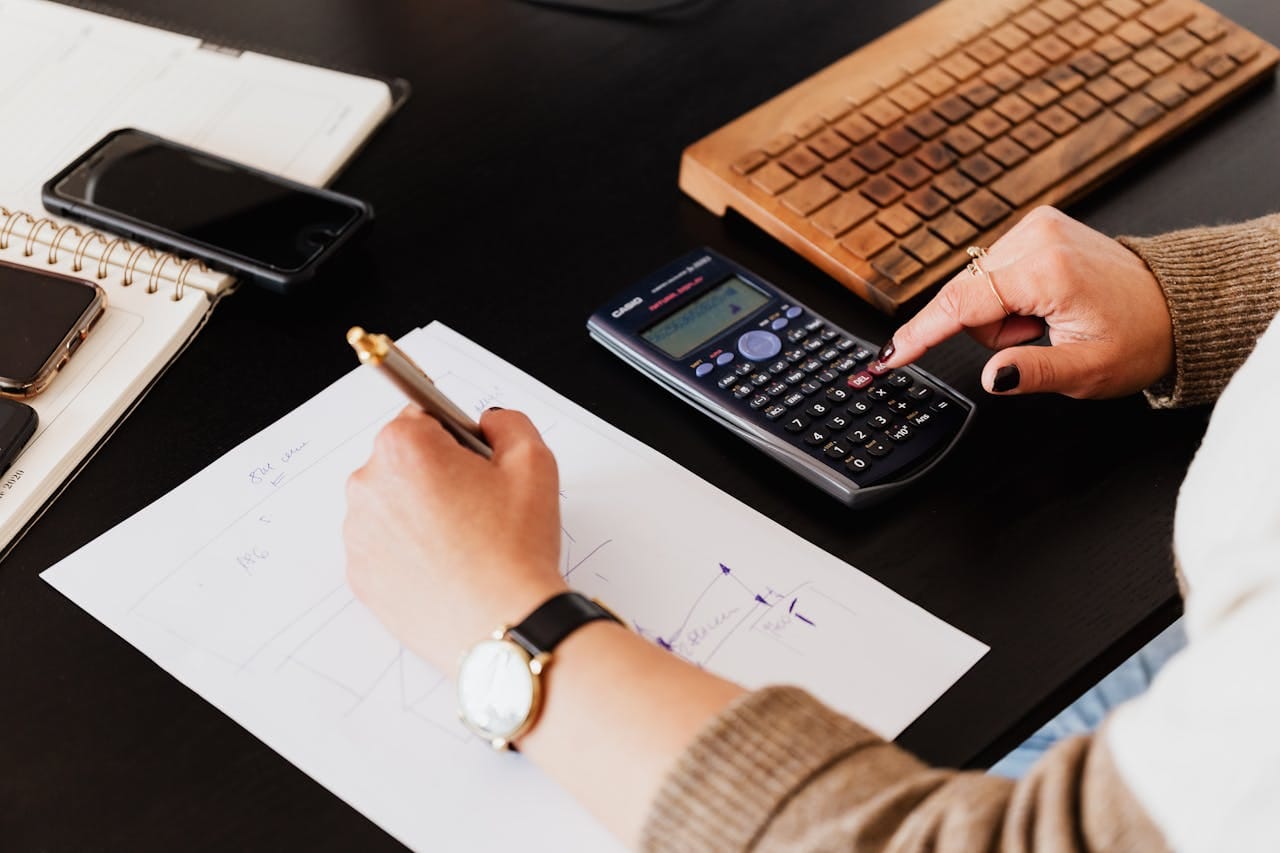 How to Roll Over a 401(k) to an IRA in 2025 Avoid Taxes and Fees