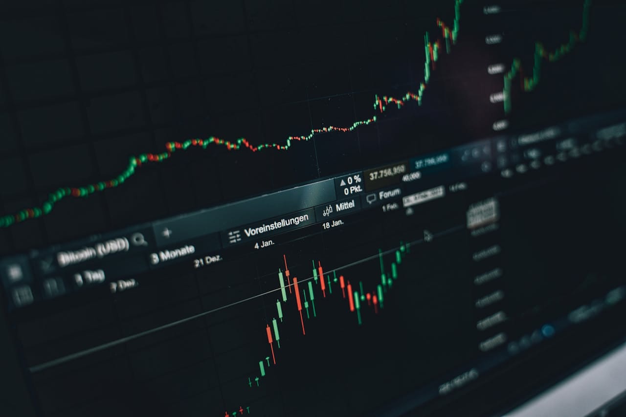 Best Crypto to Buy Now: 5 Altcoins Primed for 2025 (Beyond Bitcoin)