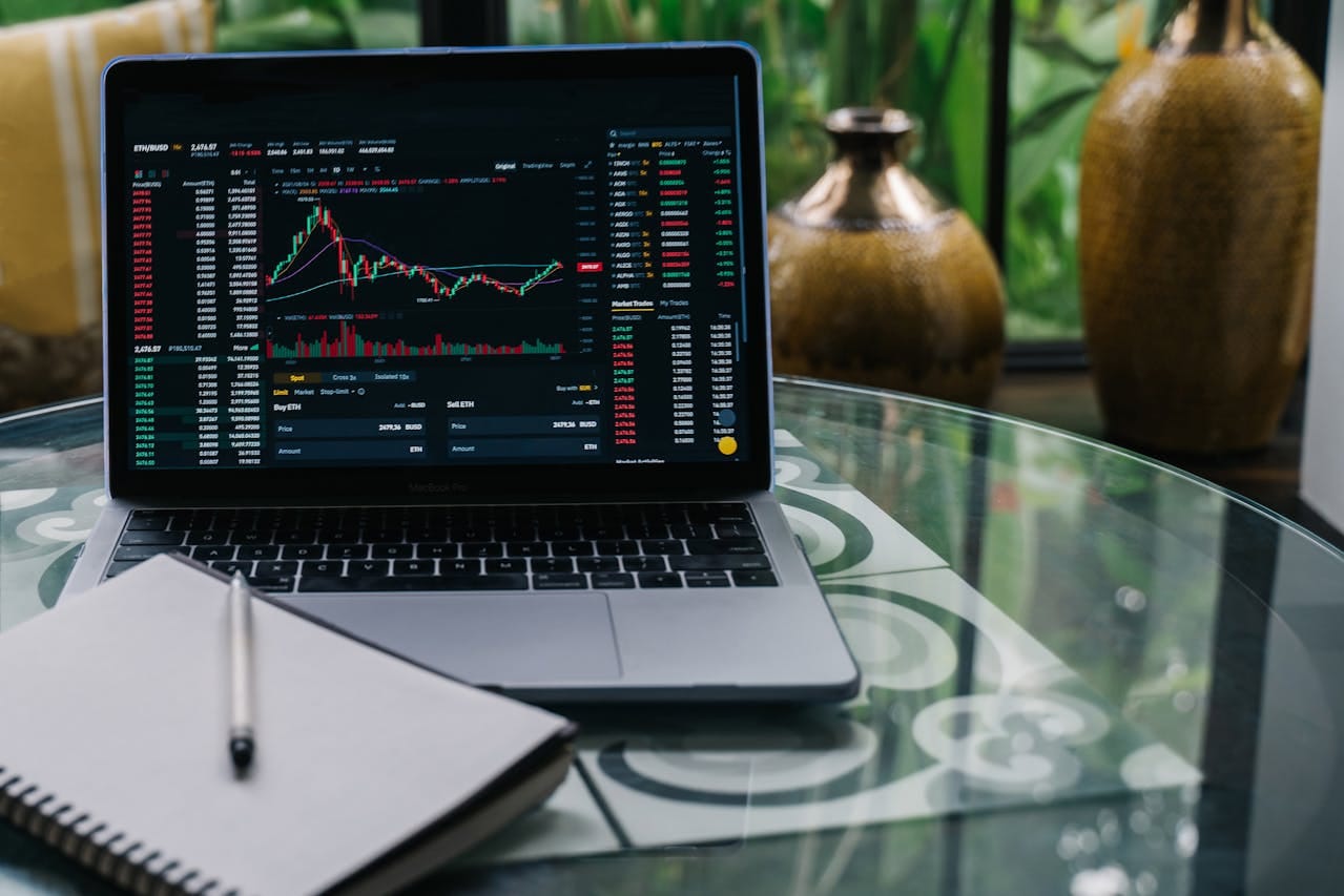 Sector Rotation 2025: 3 Powerful ETFs to Buy Before the Big Market Shift