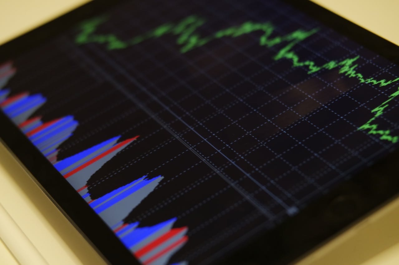 How to invest in stocks | Image Credit : Pexels  