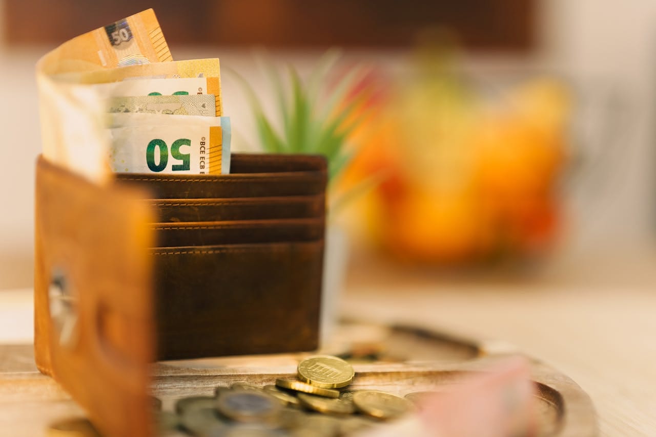 How to save $1,000 in 30 days